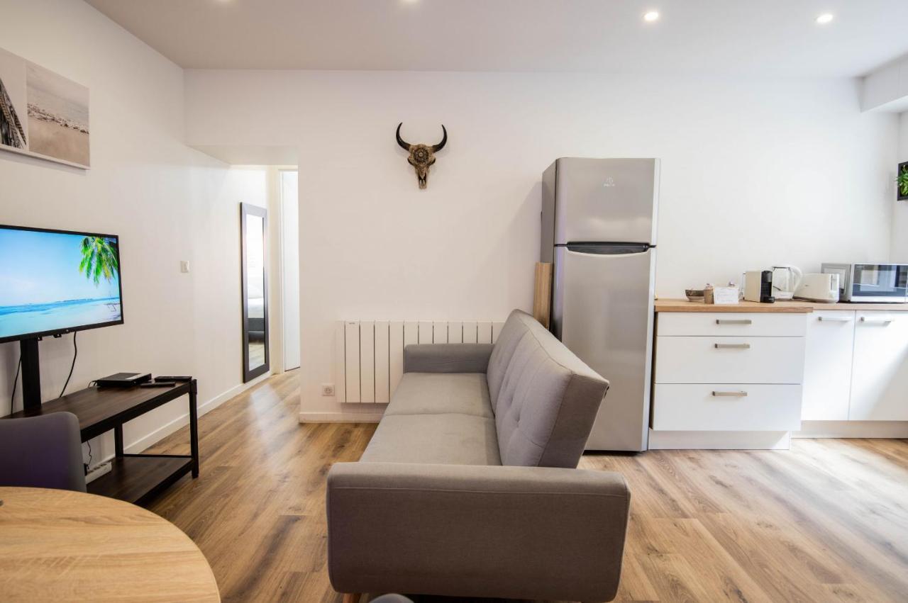 Cosmo Ideal Famille Rue Carnot Annecy Exterior photo